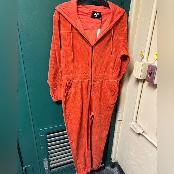NWT UGG Delores jumpsuit Orange size Large - Picture 7 of 16